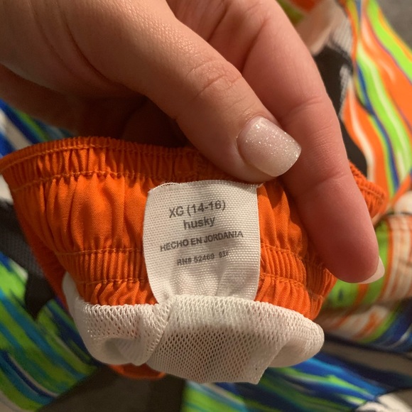 Boys swim trunks - Picture 3 of 3